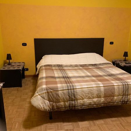 Casa Vacanza Nadia Bed and Breakfast Bergamo Eksteriør billede